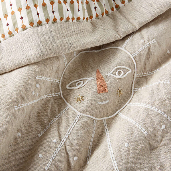 Gwen Embroidered Organic Cotton Baby Crib Quilt by Jeremiah Brent - Paulimo