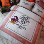 Hermes Pinky Premium Logo Bedding Set - Paulimo