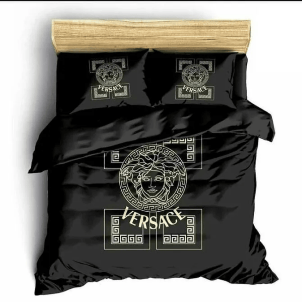 Versace Medusa Pattern Black Bedding Set - Paulimo