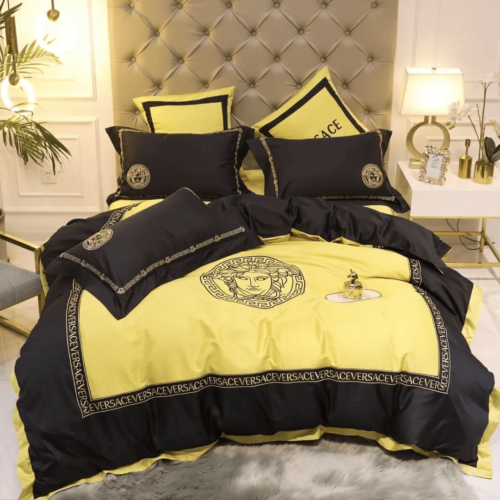 Gianni Versace Black Yellow High-End Bedding Set - Paulimo